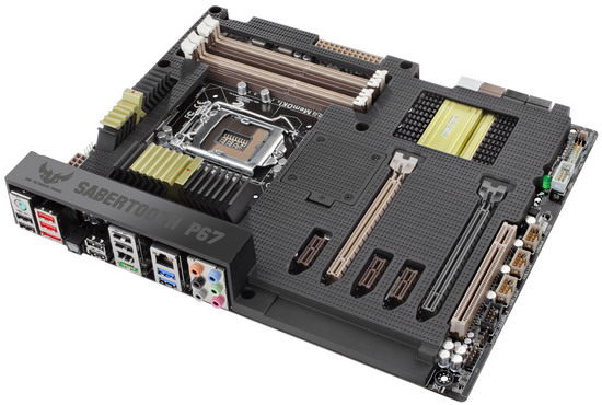 Материнская плата Asus SABERTOOTH P67 Материнская плата Asus SABERTOOTH P67